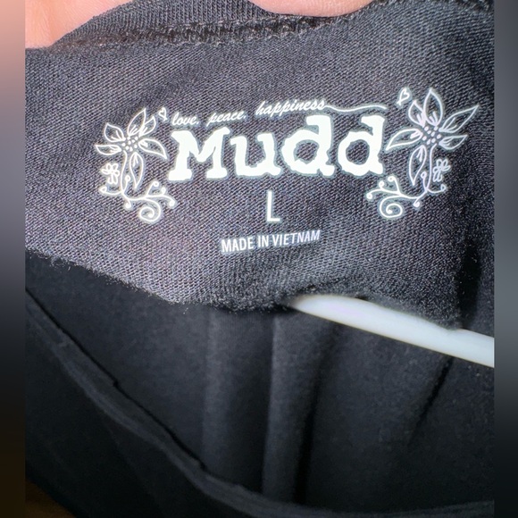 Mudd Juniors Women’s Cropped Tie Black lightweight T-Shirt Size Large NWT - Picture 2 of 8